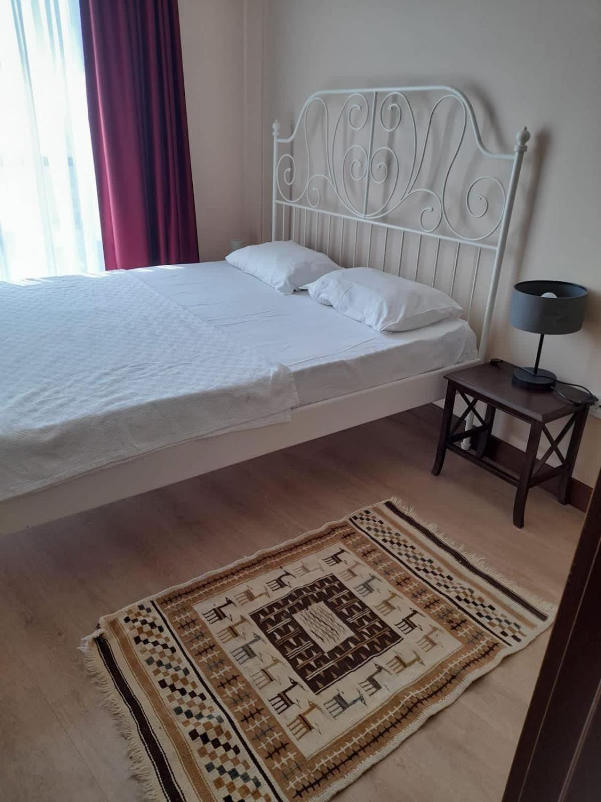 Intimate 1 Bedroom At Center Of Atasehir Apartment *